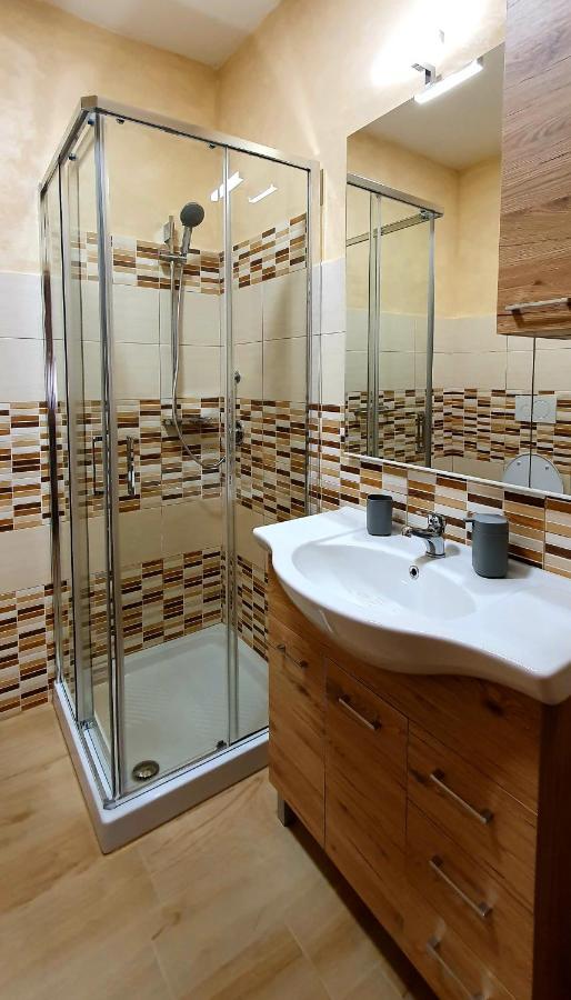 Pacifico Rooms San Bartolomeo in Galdo Екстер'єр фото