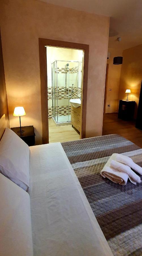 Pacifico Rooms San Bartolomeo in Galdo Екстер'єр фото